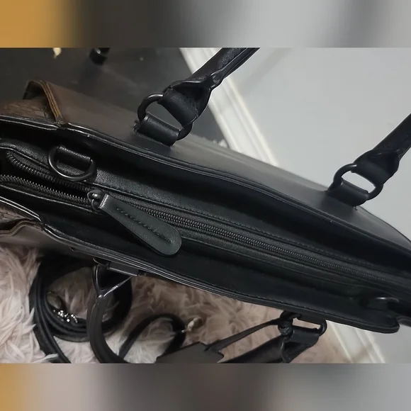 Aldo Black Hand /Cross Body Bag - Picture 5 of 16